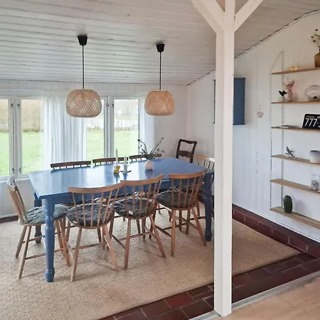 Peacefulness In A Traditional In Oster Hurup Ferienhaus
